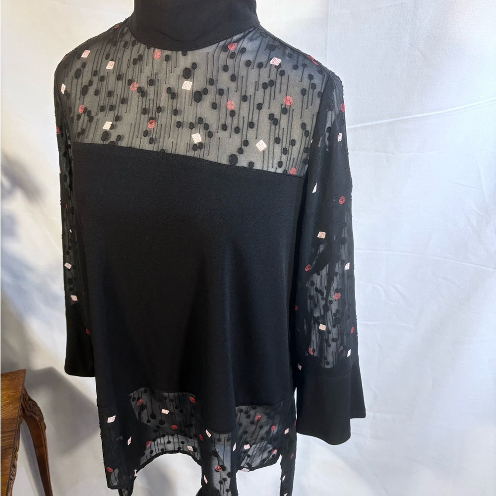♨️ IC by Connie K Sheer Shoulder Graphic Dot Hi Lo Tunic Top Small💛 - Picture 3 of 10
